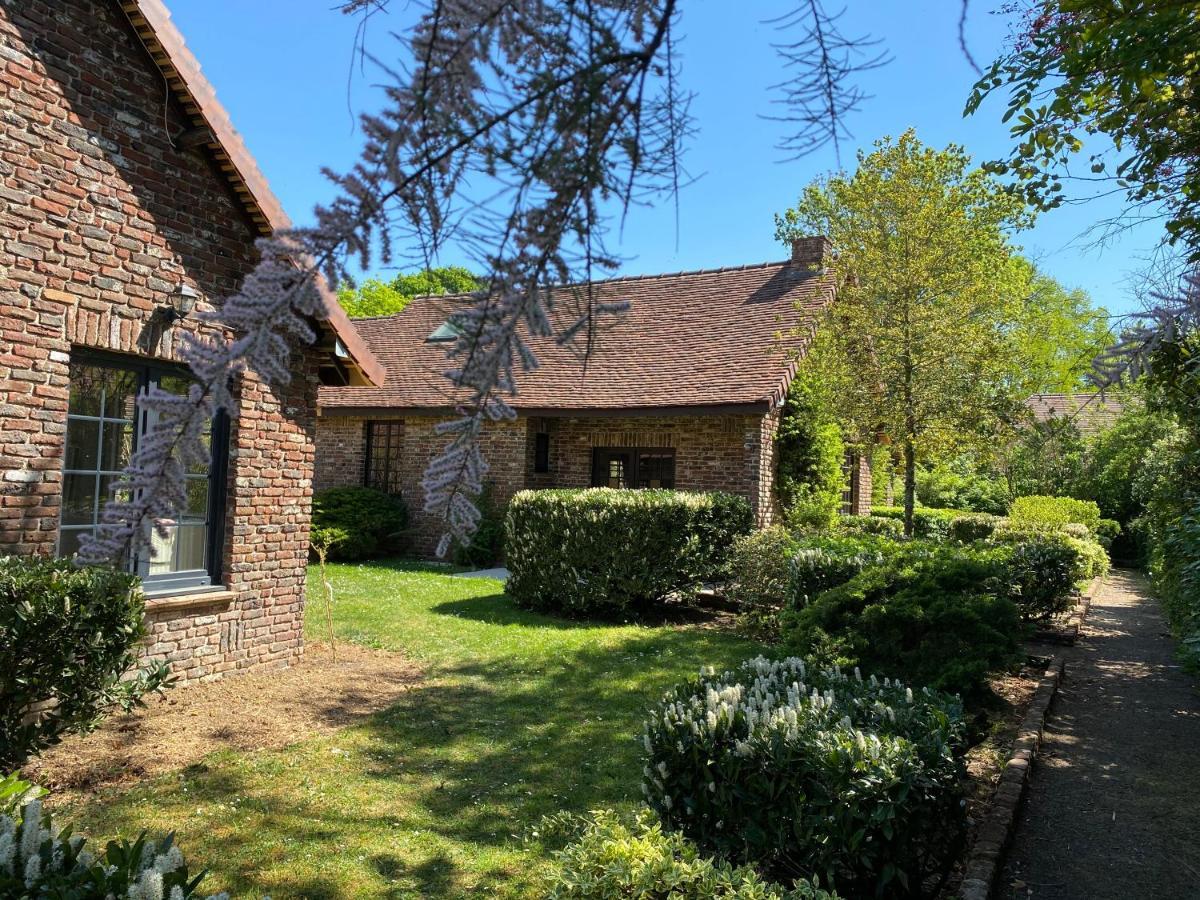 Les Cottages D'Orient Gite Boutique Mesnil-Saint-Père Екстериор снимка